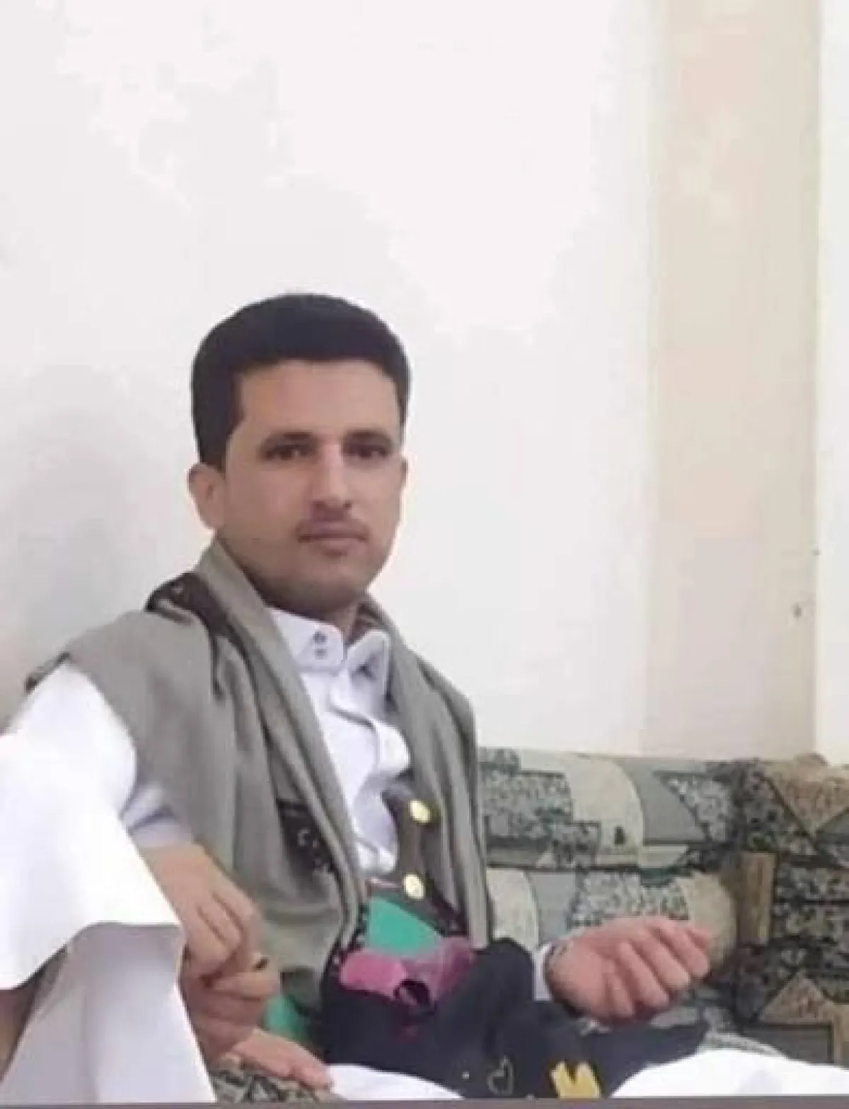 رغم اعترافات مصوّرة.. قرار قضائي فردي يطلق سراح متهم في جريمة اغتيال المشهري