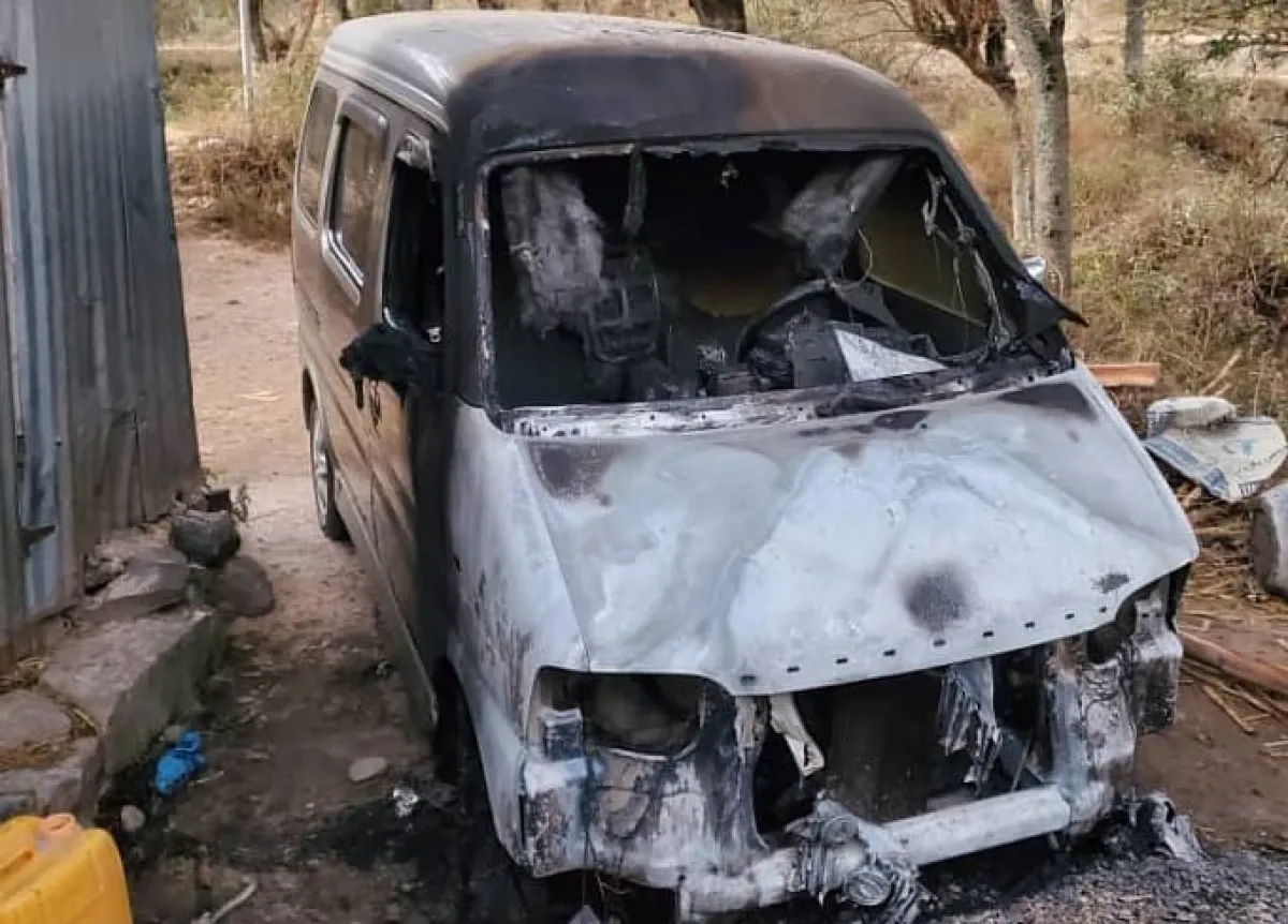 إحراق حافلة مملوكة لمغترب في إب وسط تزايد حوادث استهداف الممتلكات الخاصة