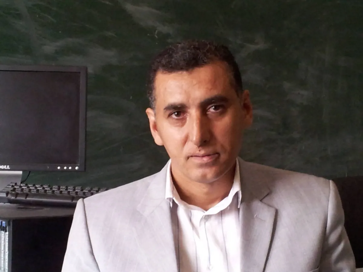 مليشيا الحوثي توقف أكاديمياً بجامعة عمران وتحيله للتحقيق