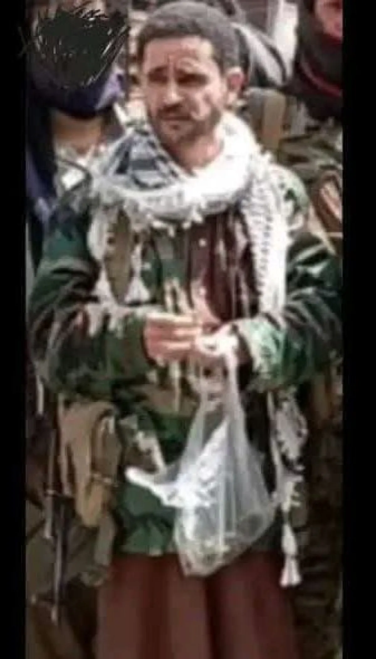 البيضاء.. مشرف حوثي يهدد موثق شهادات تجار رداع في قضية الشاب الحليمي