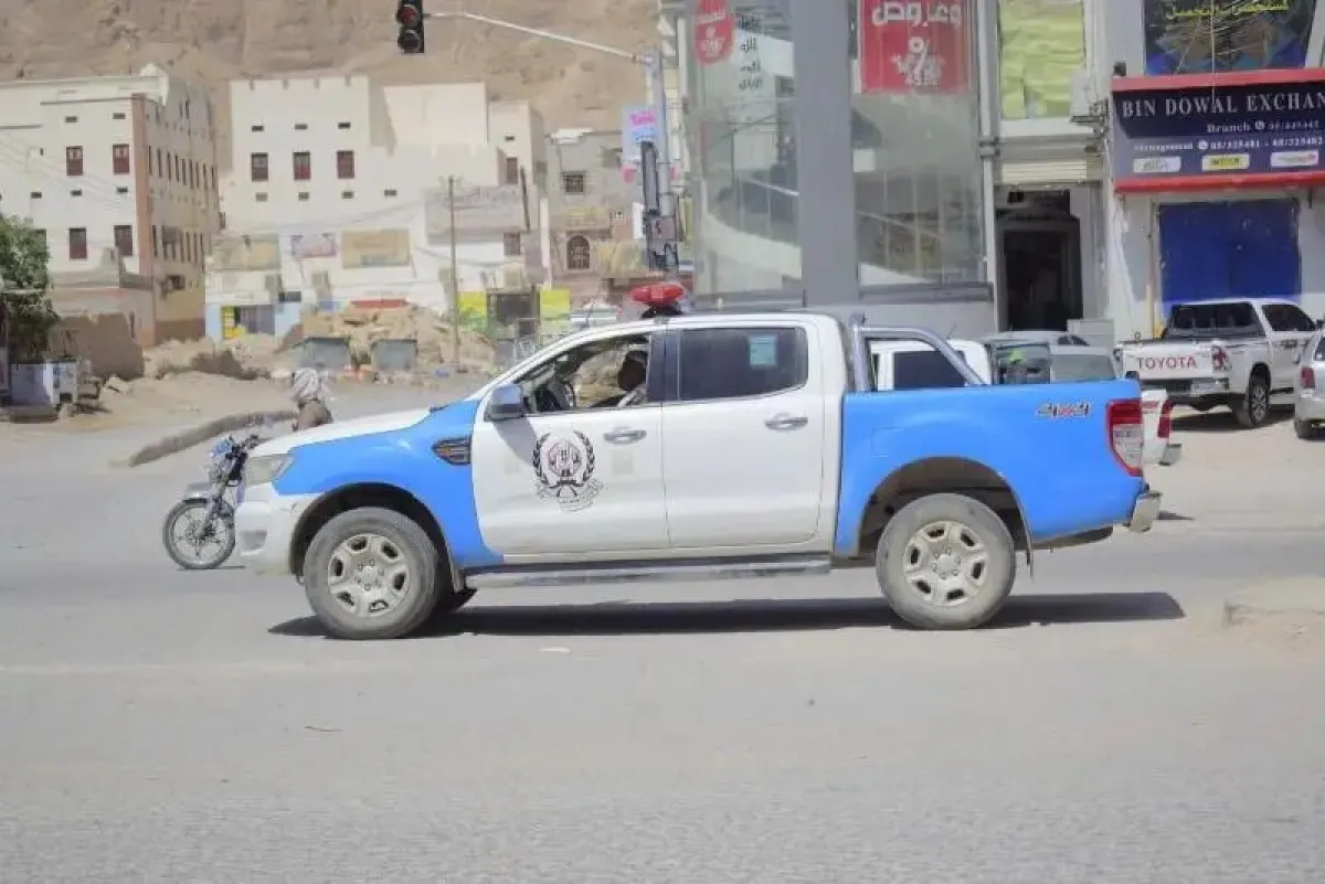 ضبط مصنع متكامل لإنتاج مادة الشبو المخدرة واعتقال 7 متهمين بسيئون