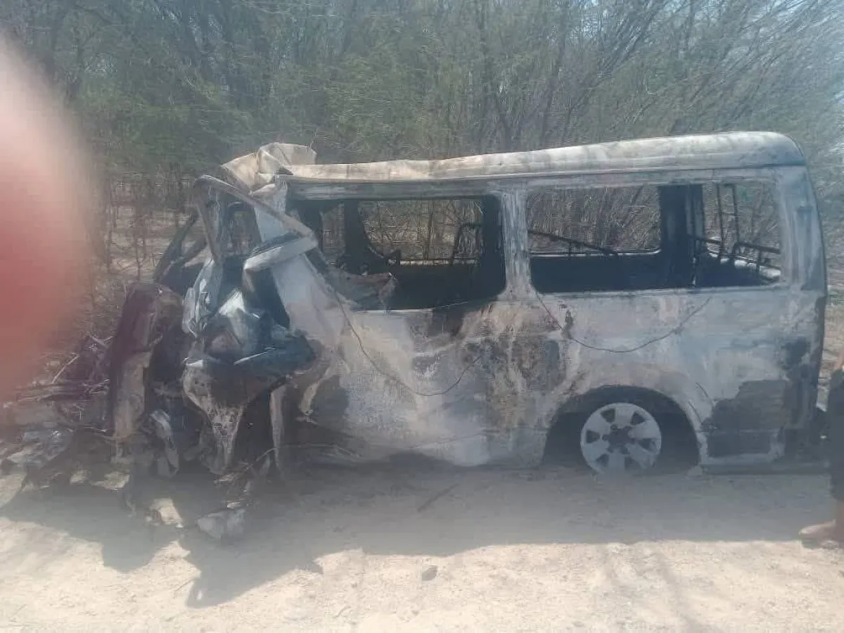 وفاة 16 شخصا إثر حادث مروري مروع في أبين