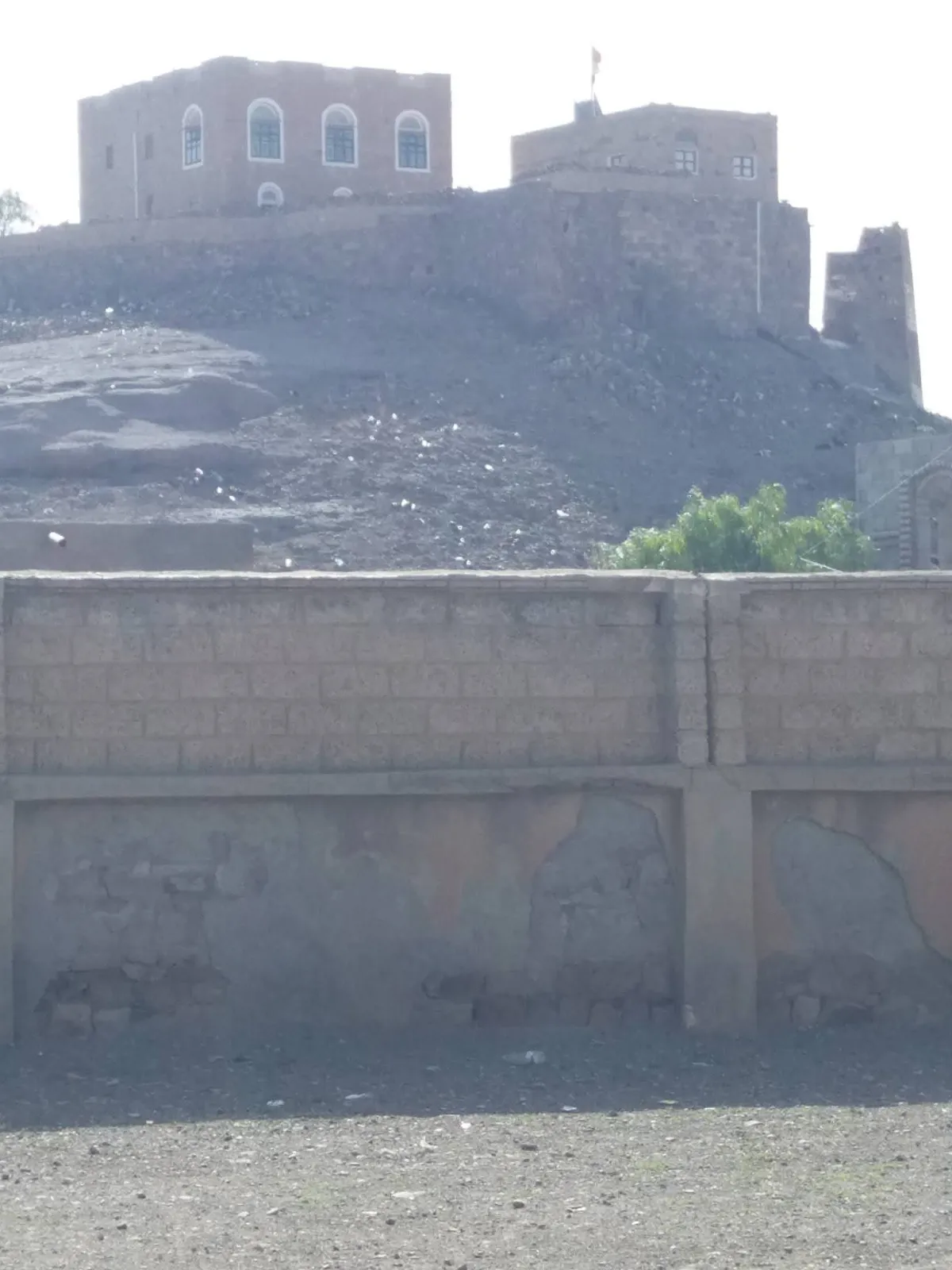 ذمار.. فرار سجناء من مركز مديرية الحدا