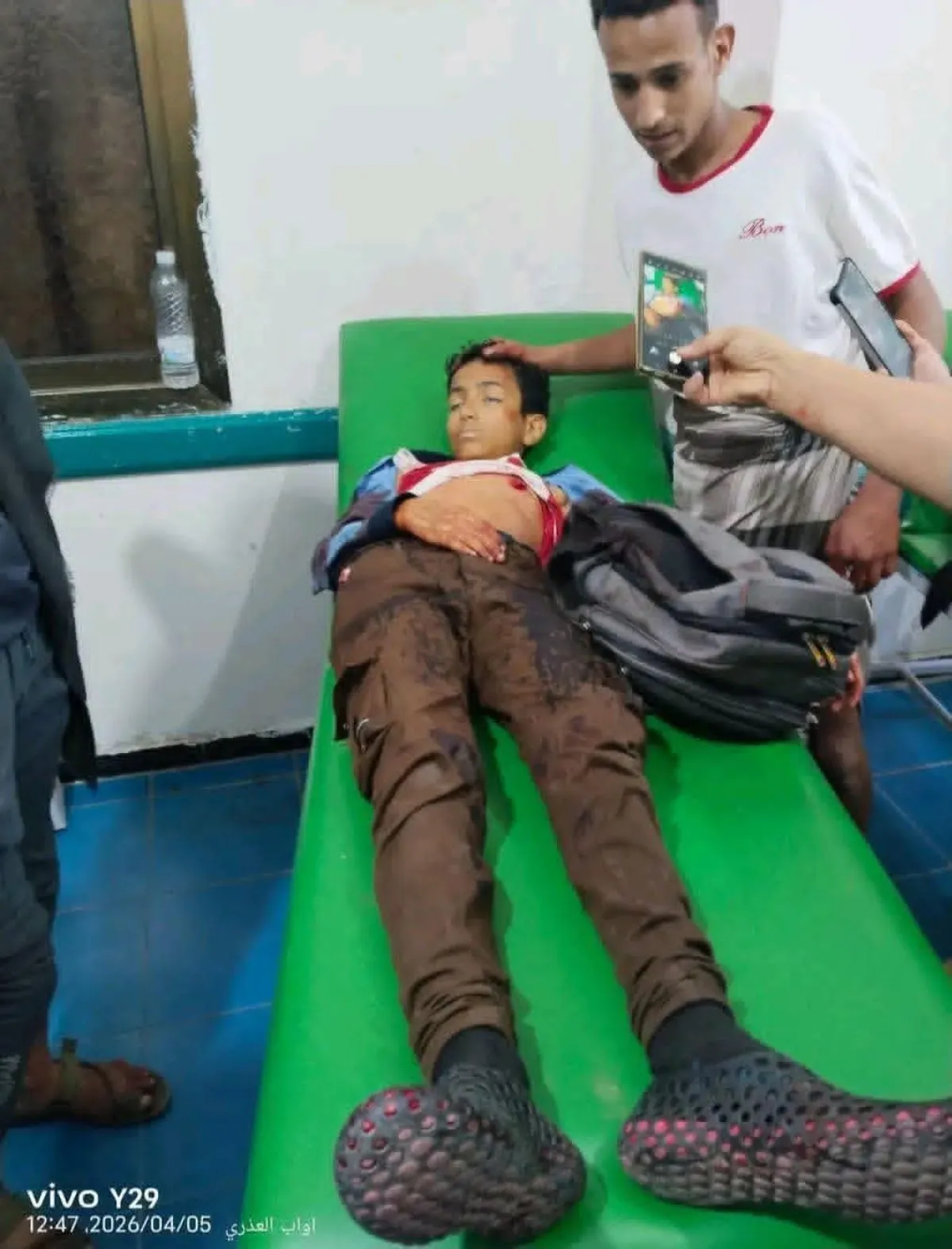 تعز.. استشهاد طفل برصاص قناص حوثي أثناء عودته من المدرسة في منطقة كُلابة