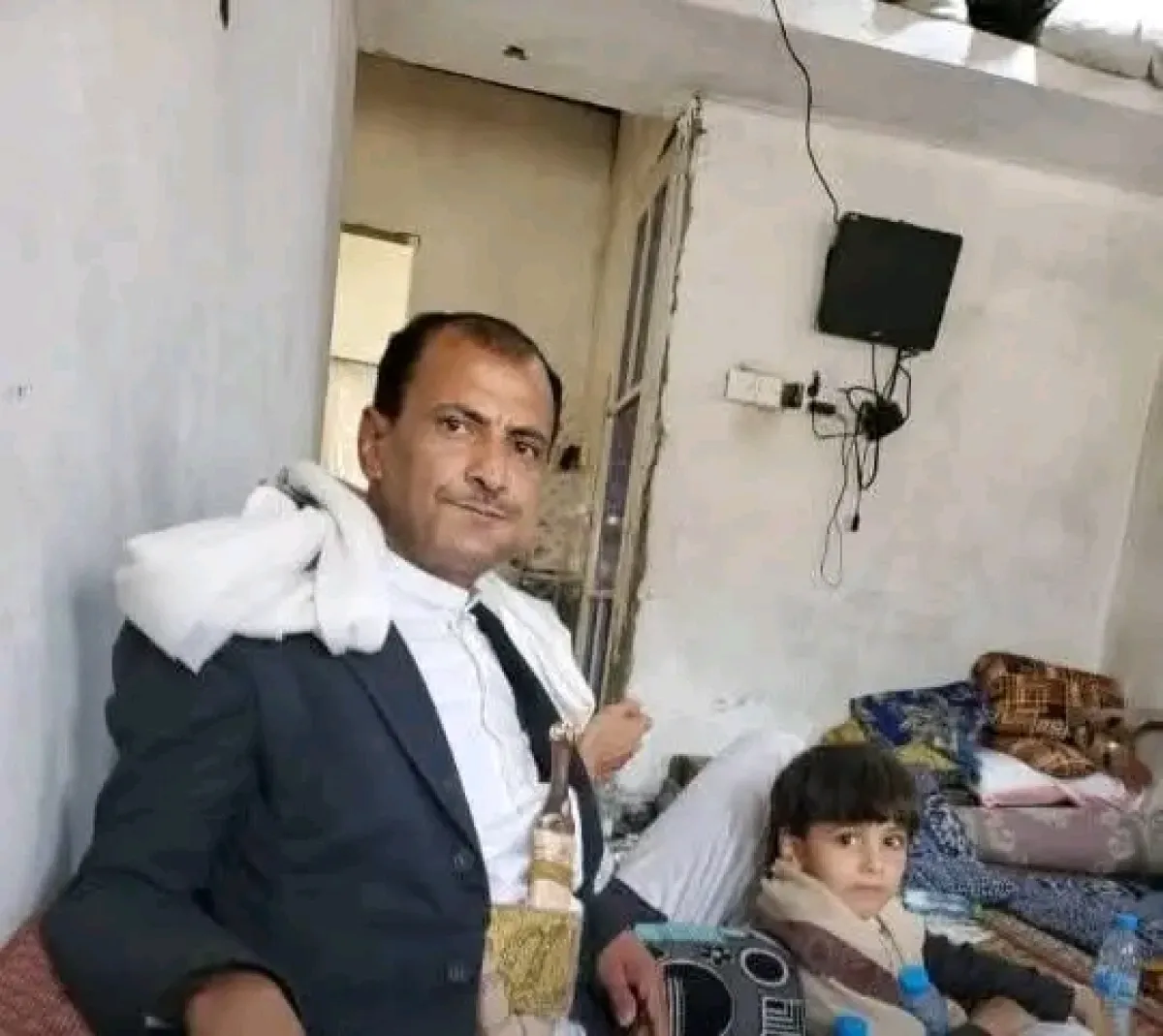 وفاة مواطن متأثراً بإصابته في حريق منزلي مأساوي بمأرب بعد أيام من فاجعة أودت بأسرته