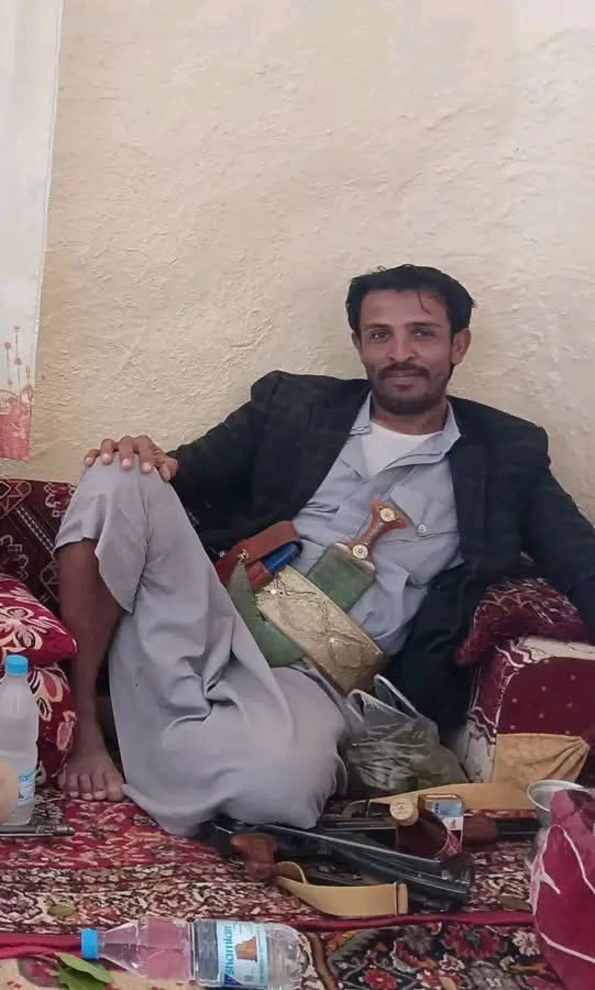 الجوف.. شاب يعاني اضطرابات نفسية يقتل شقيقه ثم ينهي حياته