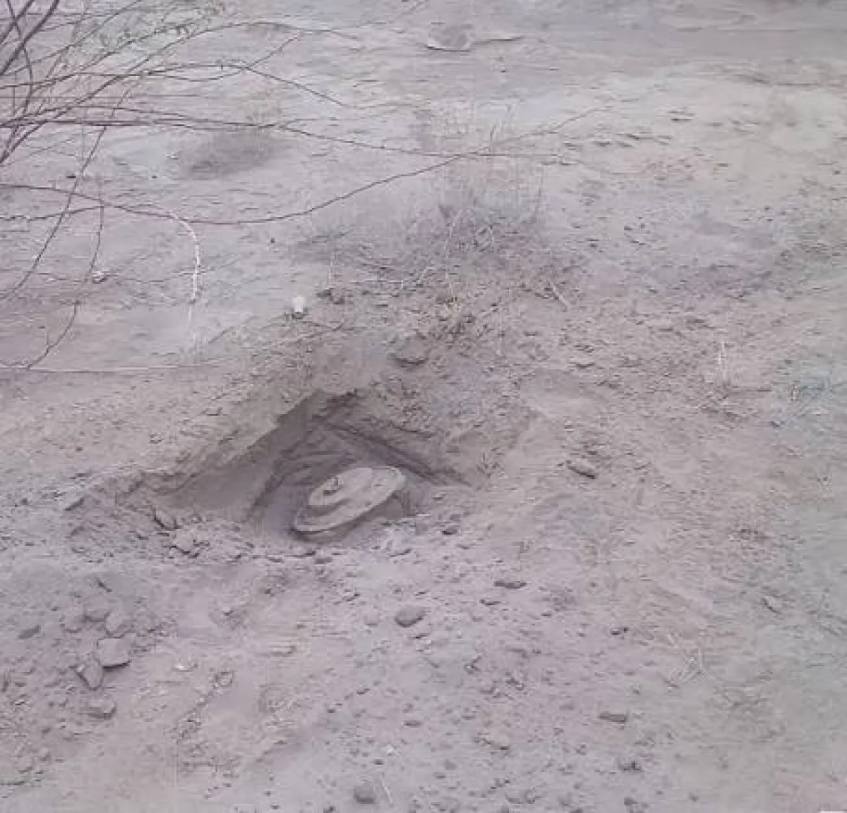 لغم حوثي يقتل طفلاً ويبتر قدم آخر في شمال شرق صنعاء