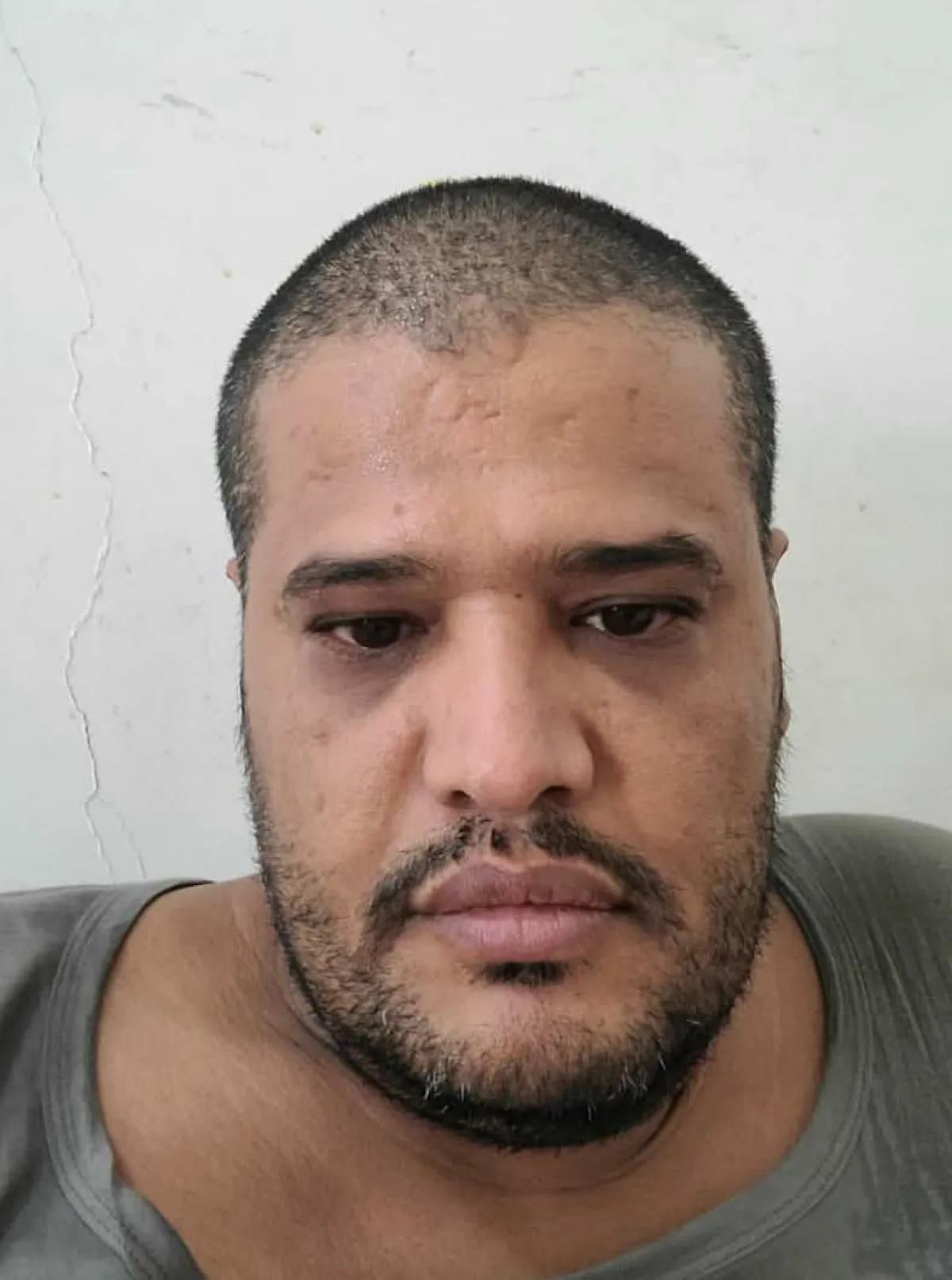 الصحفي حمود هزاع يكشف عن انتهاكات جسيمة تعرض لها خلال احتجازه التعسفي بمأرب