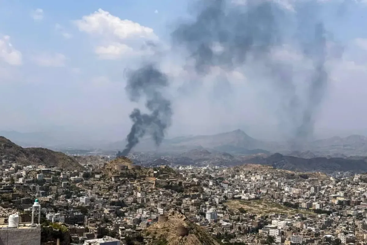 Clashes and Airstrikes Inflict Heavy Casualties on Houthi Forces in Taiz